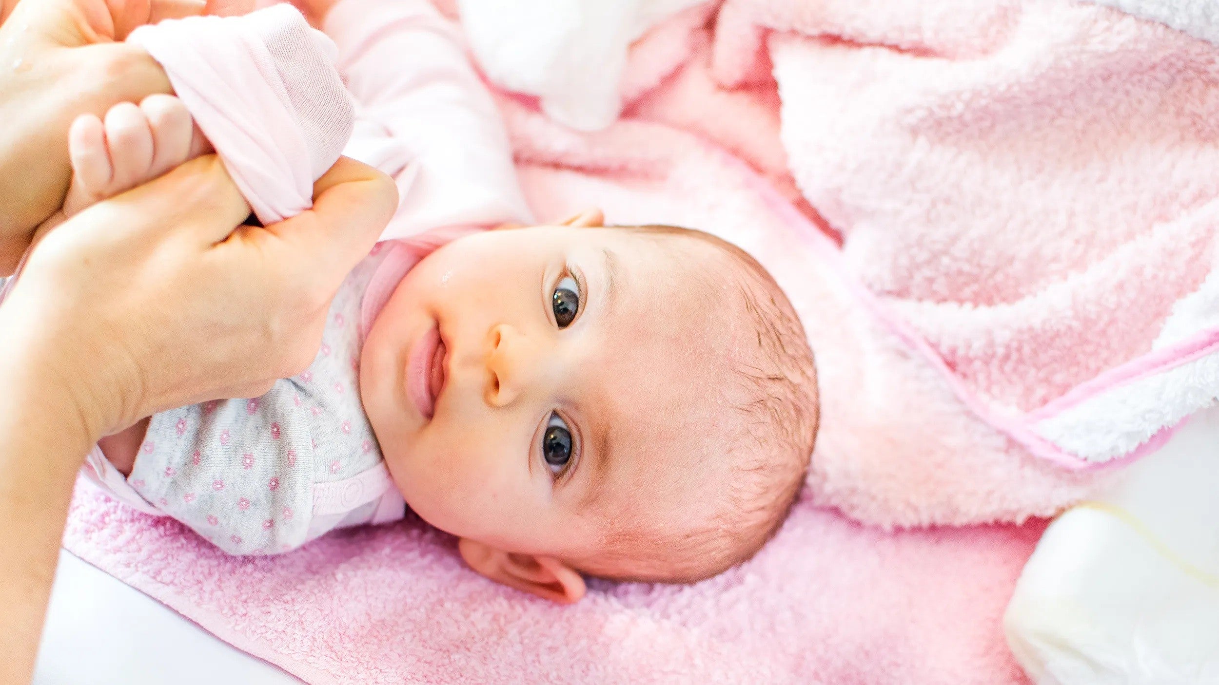 guida su come vestire un neonato