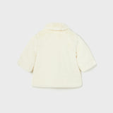 Cremefarbener, ausgestellter Pelzmantel für Baby-Mädchen MAYORAL 2405