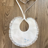 Bavetta In Lino E Pizzo Con Ricamo Neonato/a LA SARTORIA DEI PICCOLI L1076