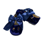 RIZITOS Mädchen-Samtschuhe mit Ösen und Schleife B3307V