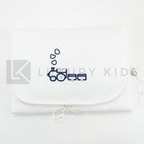 Fasciatoio Pieghevole In Cotone Trapuntato Bianco Con Ricamo Trenino E Cuscinetto Interno Neonata LA SARTORIA DEI PICCOL - LA SARTORIA DEI PICCOLI - LuxuryKids