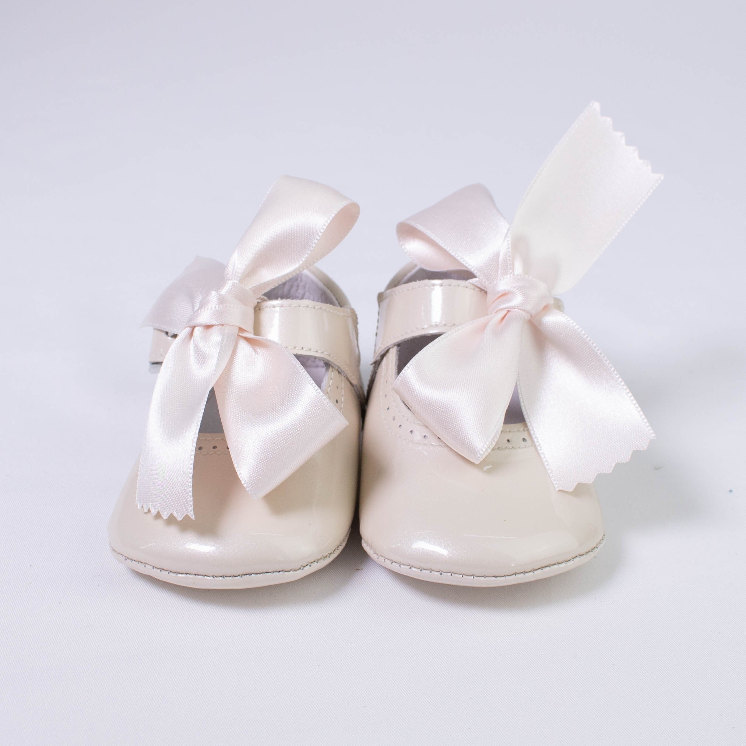 Scarpe Da Culla Vernice Lucida Ballerina Con Fiocco Neonata INDICE 1674 - INDICE - LuxuryKids