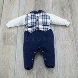 Tutina Manica Lunga In Cotone Bianca E Blu Con Panciotto A Quadroni Neonato La Sartoria Dei Piccoli LT753 - LA SARTORIA DEI PICCOLI - LuxuryKids