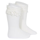 Calzini In Cotone Lunghi Con Pizzo E Fiocco Neonata CONDOR 484 - Condor - LuxuryKids