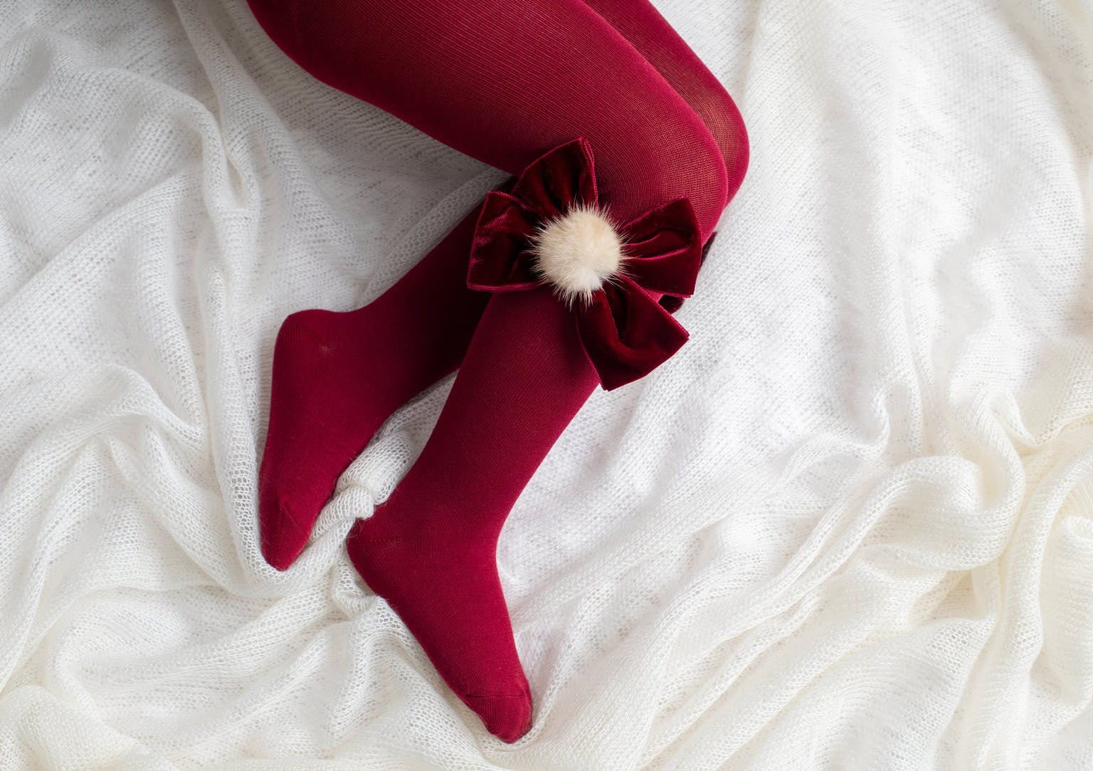 Calze In Caldo Cotone Con Fiocco In Velluto E Pon Pon Neonata MEIA PATA 2051 - MEIA PATA - LuxuryKids