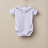 Body Neonata In Cotone Con Coletto in Ruches Ricamato Wedoble 11616R - WEDOBLE - LuxuryKids