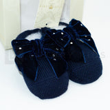 Calzino Scarpetta In 100% lana vergine Con Applicazione Di Fiocco In Velluto Con Swarovsky Neonata Story Loris 3713 - STORY LORIS - LuxuryKids