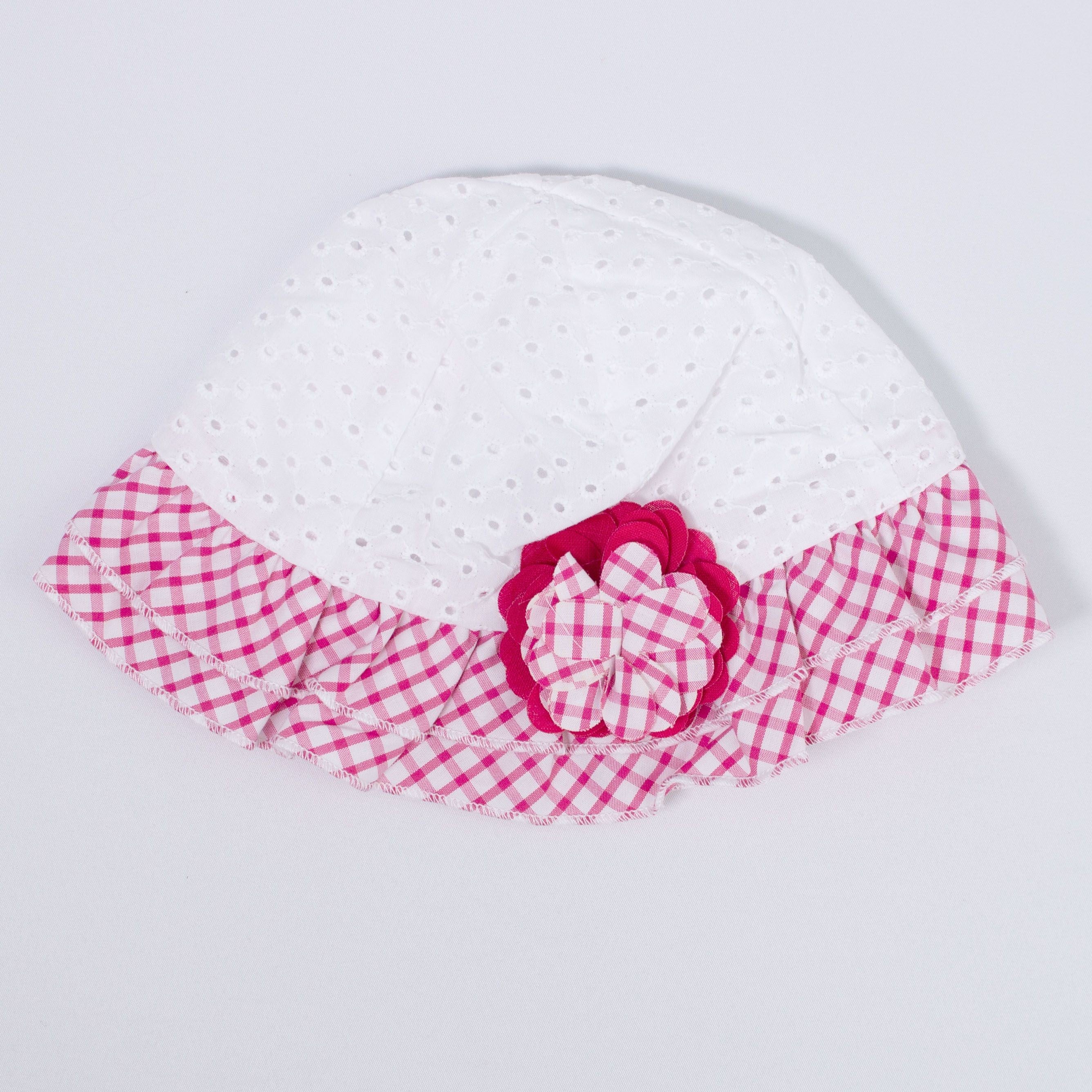 Cappello In Pizzo San Gallo Bianco Con Balza A Quadretti Rossa Neonata Ninnaoh E20143 - NINNAOH - LuxuryKids