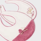 Set mit 2 warmen Baumwolllätzchen für Neugeborene MAYORAL 9331