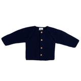 Strickjacke aus hypoallergenem Acrylstoff mit Zöpfen für Neugeborene BABY FASHION 5104