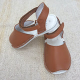 Minorchine-Modell Sandalen aus Leder für Neugeborene INDEX 1449