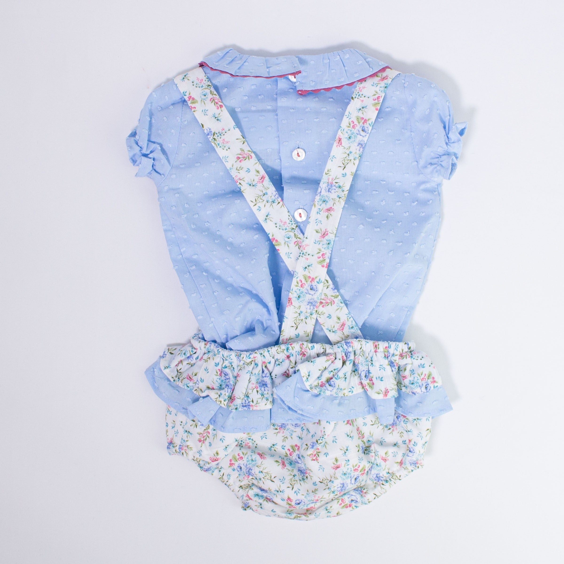 Completo Camicia e Culotte in Cotone Plumetis Con Bretelle Celeste Neonata DEL SUR 1831 - DEL SUR - LuxuryKids