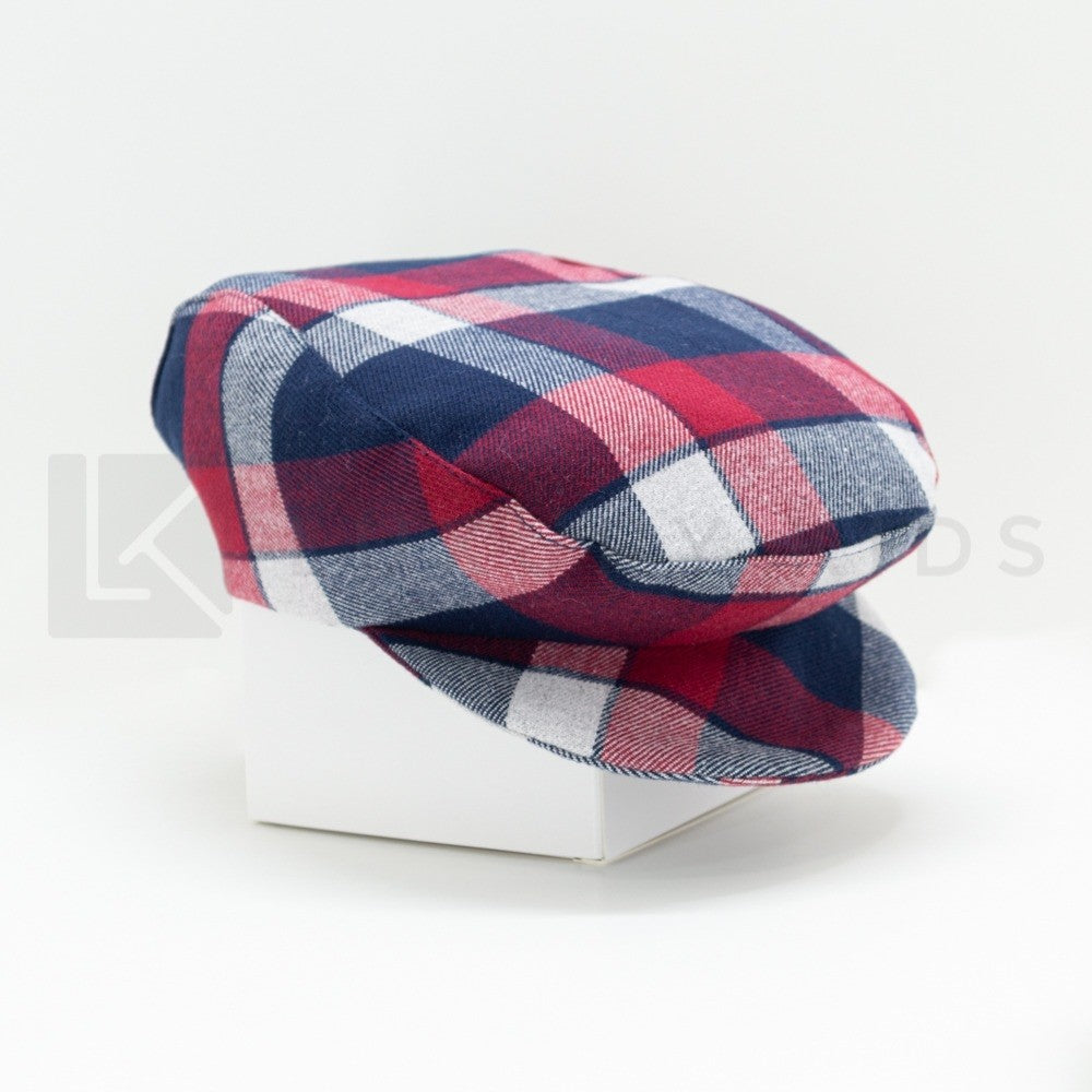 Coppola In Tessuto Quadri Neonato Martinez 2302CO - ALESSANDRO MARTINEZ - LuxuryKids