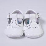 Scarpe Da Culla In Pelle Lucide Con Occhielli Bianco Neonato INDICE 1599 - INDICE - LuxuryKids