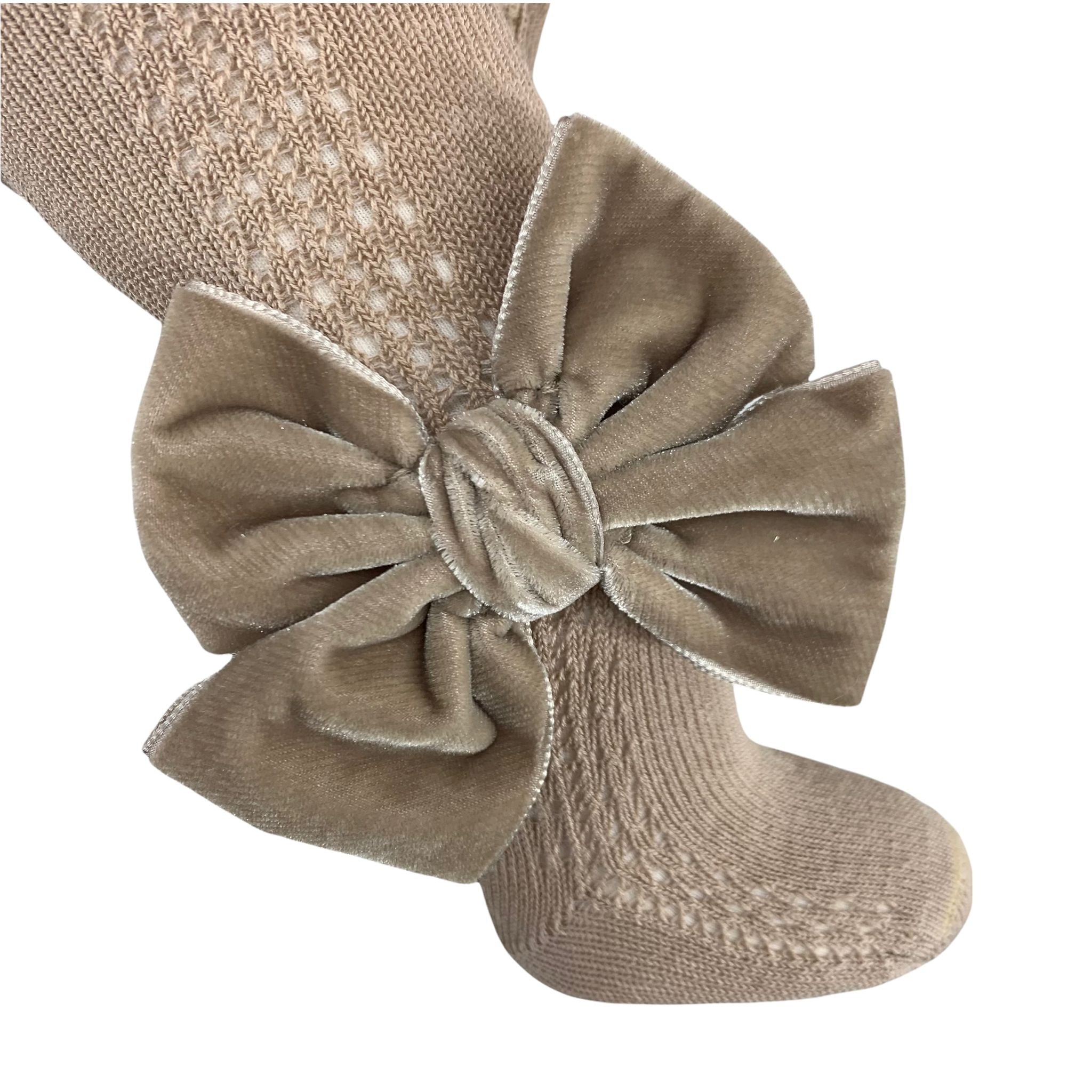 Calza In Caldo Cotone Traforata Con Fiocco In Velluto Bambina  MEIA PATA 2050 - MEIA PATA - LuxuryKids