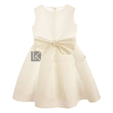 Abito Smanicato Elegante In Rasatello Di Cotone Bianco Con Fiocco Bambina Bufi B461A - BUFI - LuxuryKids