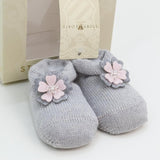 Calzino Scarpetta In 100% lana vergine Con Applicazione Di Fiore In Pannolencia Con Cristallo Neonata Story Loris 3279 - STORY LORIS - LuxuryKids