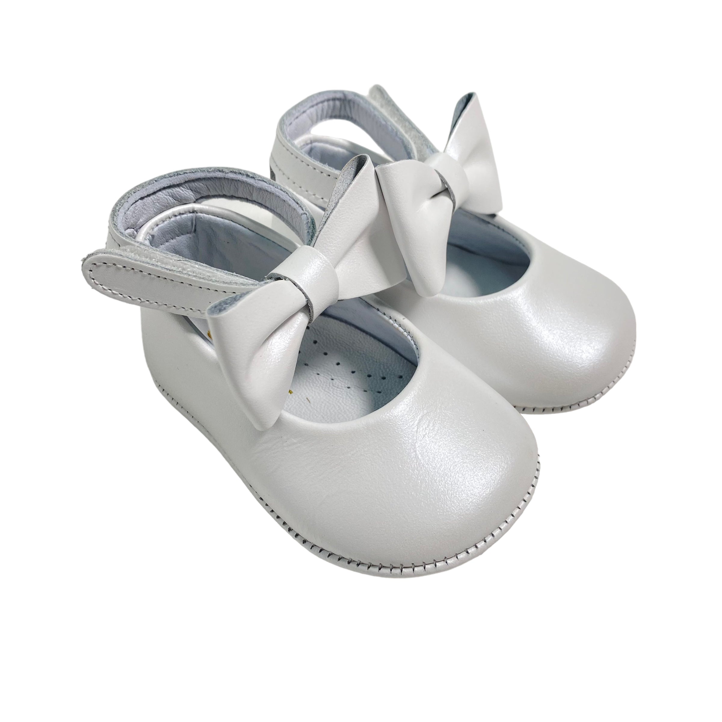 Scarpe Da Culla Modello Ballerina In Pelle Con Fiocco Neonata RIZITOS A2705P - RIZITOS - Luxury Kids