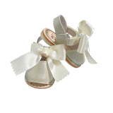 Menorquinische First Steps-Sandalen aus Satinleder mit Satinschleife für Mädchen INDEX 300S